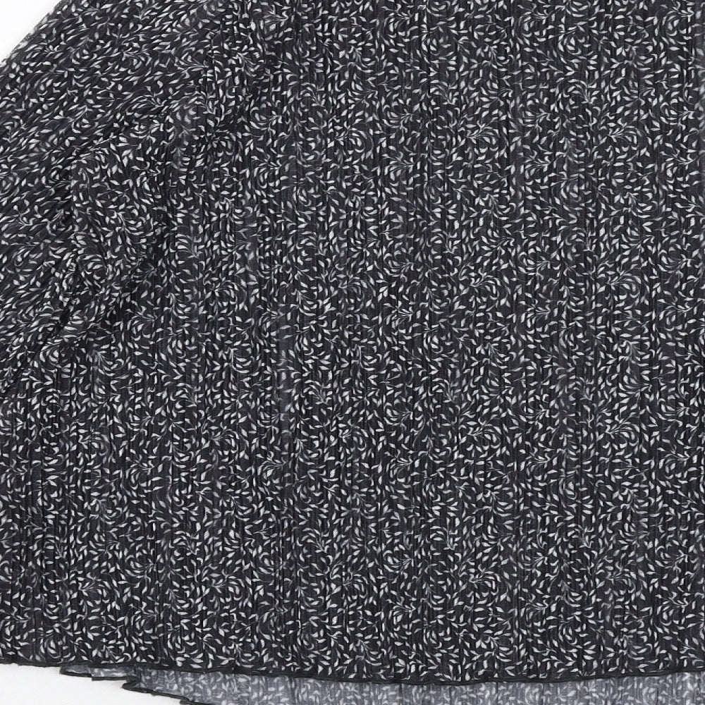 Marks and Spencer Womens Black Geometric Polyester Basic Blouse Size 10 Round Neck