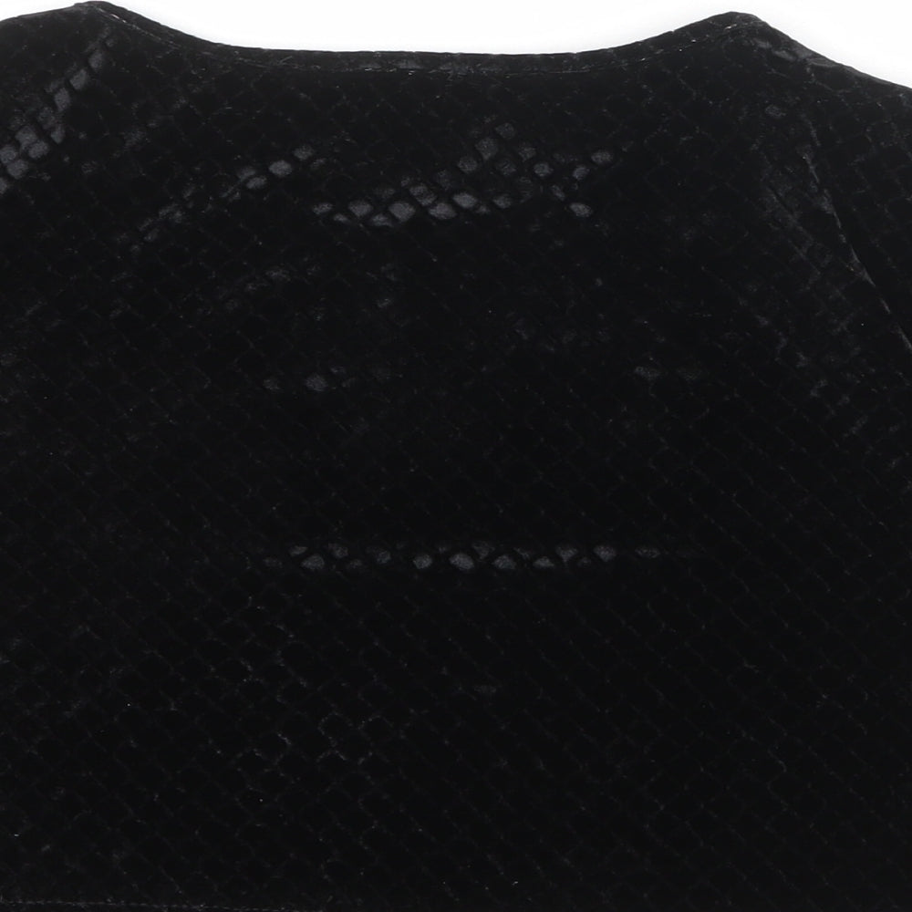 Hearts & Bows Womens Black Geometric Polyester Cropped T-Shirt Size 10 Boat Neck