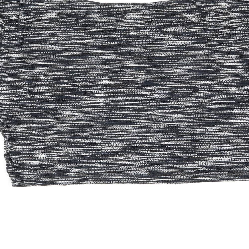 H&M Womens Black Geometric Viscose Cropped T-Shirt Size S Scoop Neck
