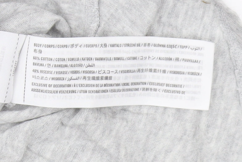 Abercrombie & Fitch Women's Grey V-Neck T-Shirt