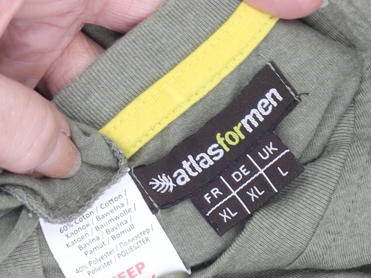 atlasformen Green Men's Henley T-Shirt L - Casual Style