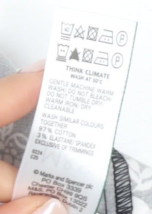 Marks and Spencer Women’s Black Floral Skirt Size 20