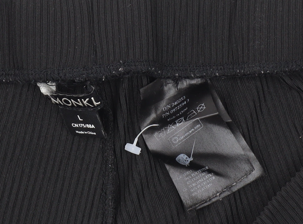 Monki Women's Black Athletic Shorts L