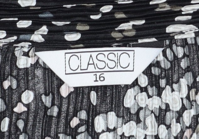 Classic Women's Black Collared Long Sleeve Blouse