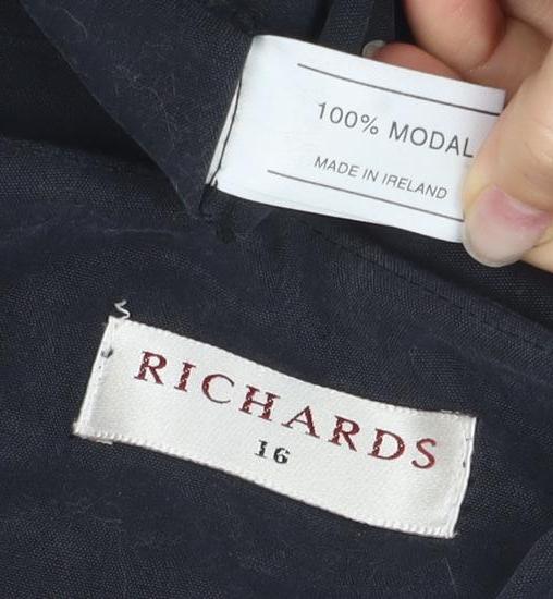 Richards Women's Black Long Coat Size 16 Buttoned