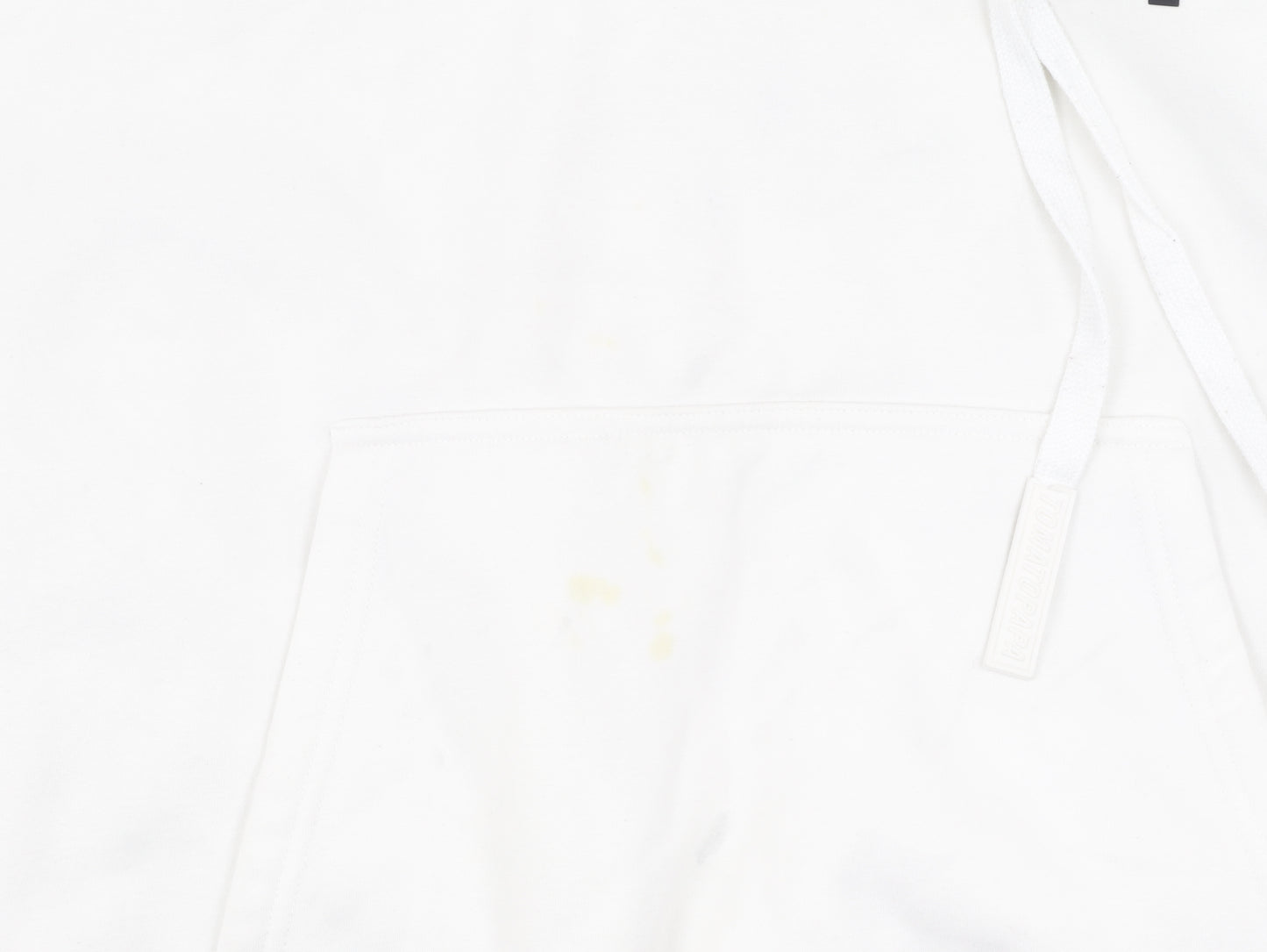 Tomato Papa Men's White Hoodie L Pullover Anime Graphic