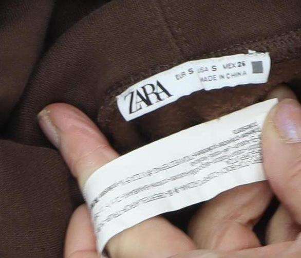 Zara Women’s Brown Cotton Pullover Hoodie - Small