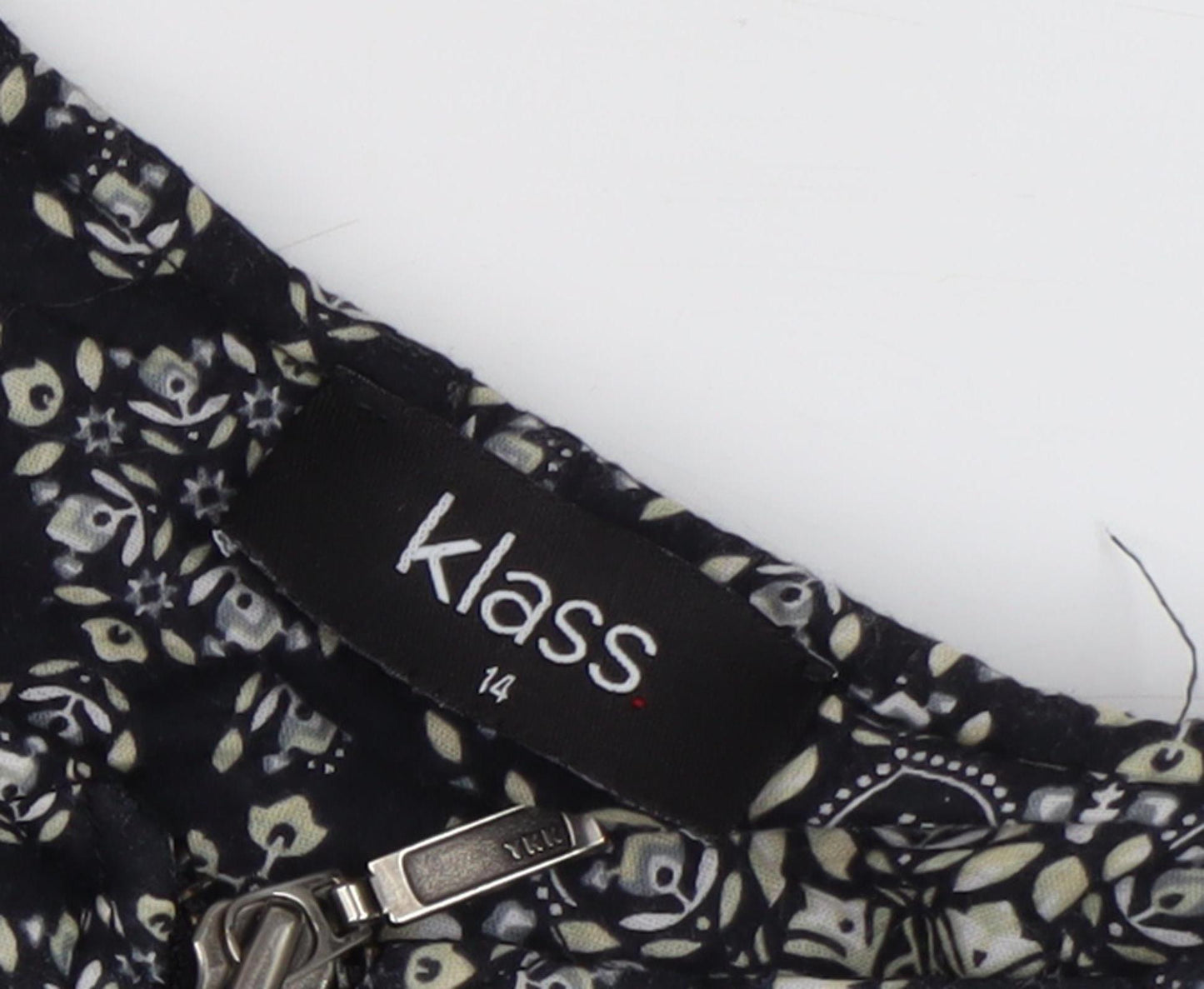 Klass Women's Black Geometric Full Zip Jacket Size 14