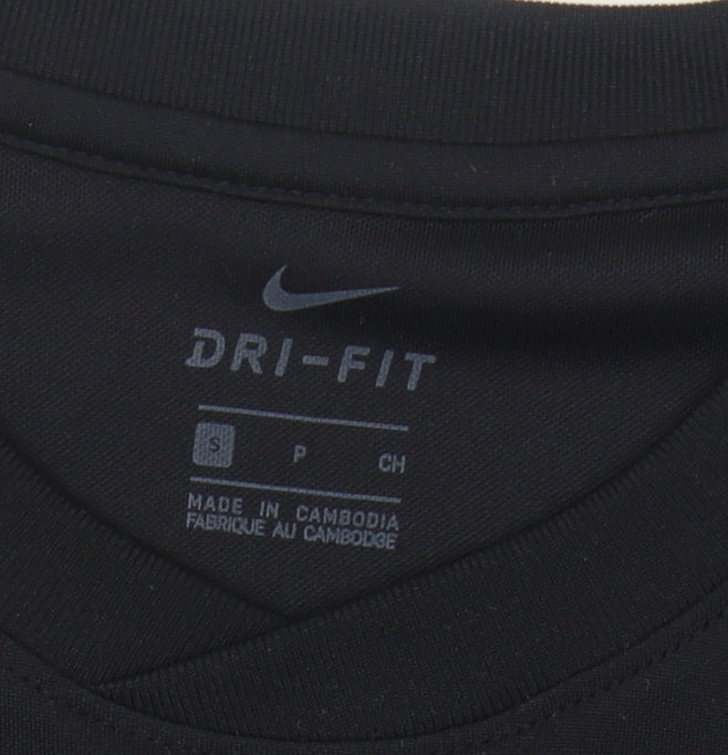 Nike Women's Black Slim Fit Gym T-Shirt S