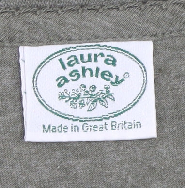 Laura Ashley Women's Green V-Neck Long Sleeve T-Shirt