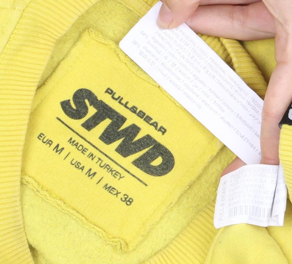 Pull & Bear Men's Yellow Graphic Sweatshirt - M