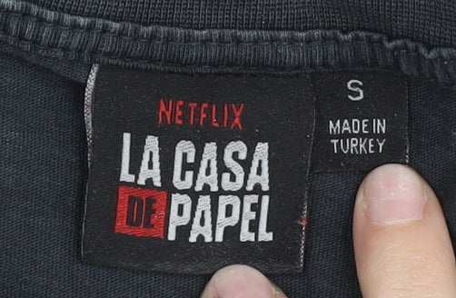Netflix La Casa De Papel Men’s Black Small Graphic Print T-Shirt