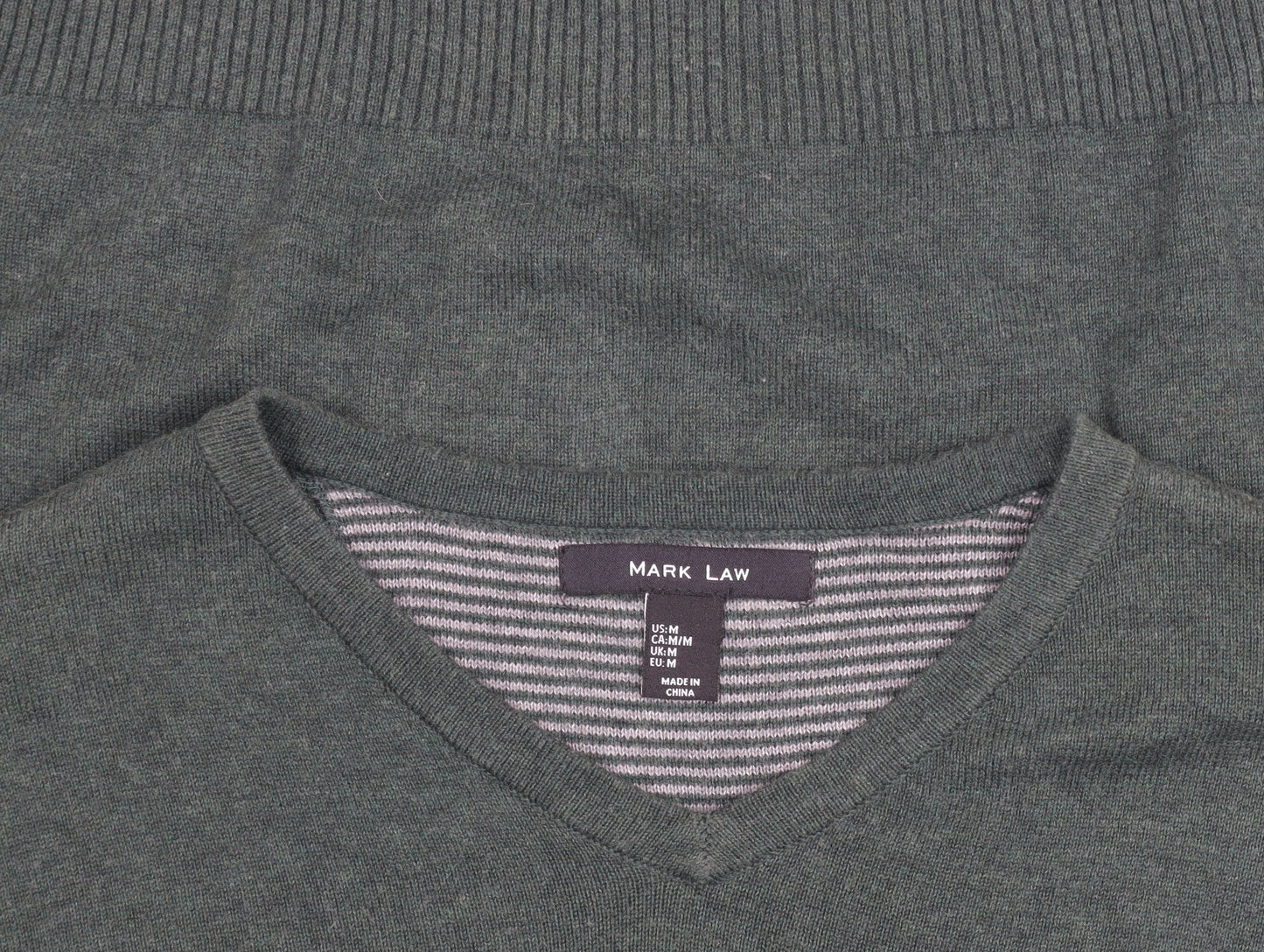 Mark Law Men's Green Cotton V-Neck Jumper Size M