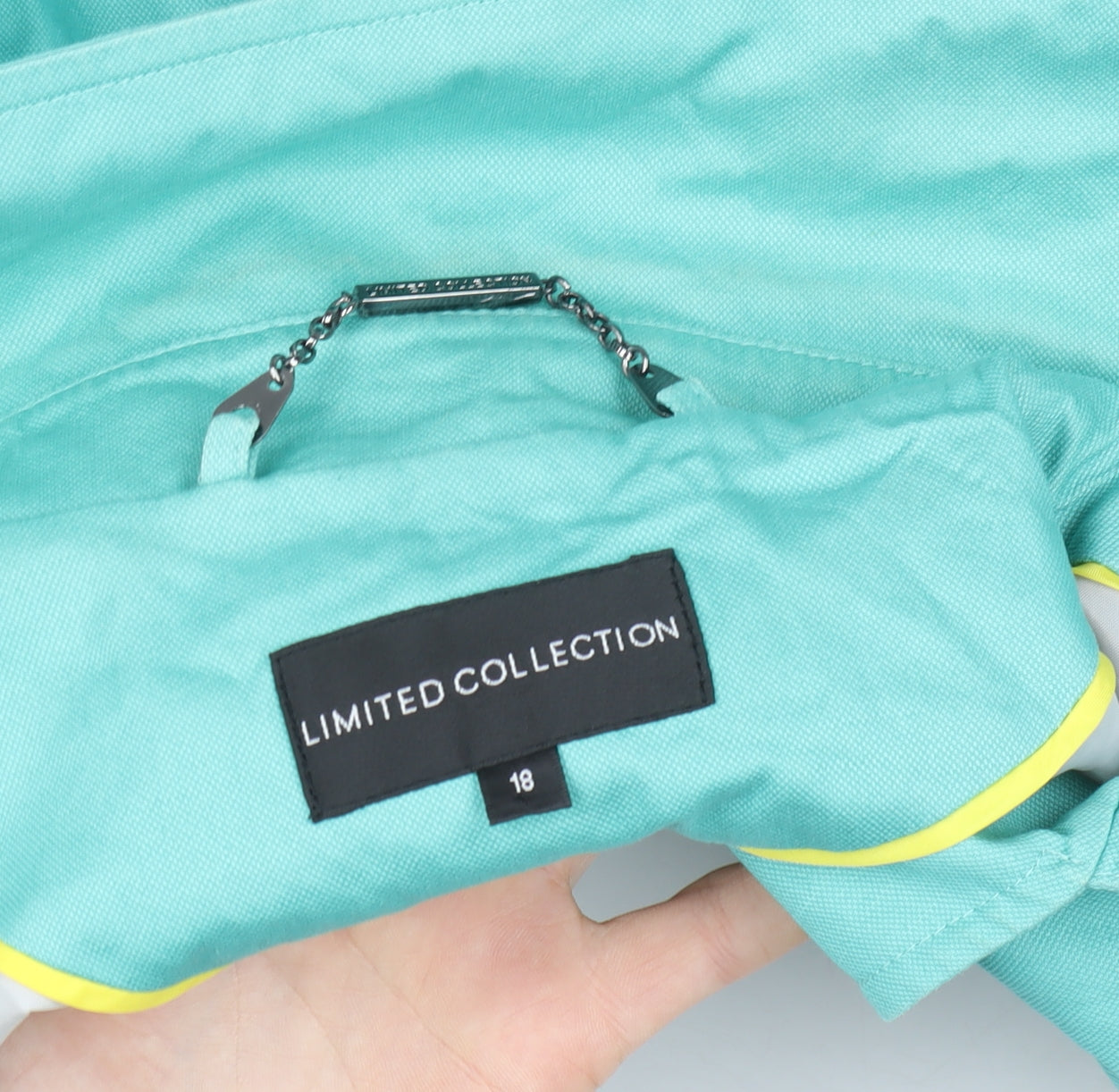 Marks and Spencer Women’s Green Belted Trench Coat Size 18