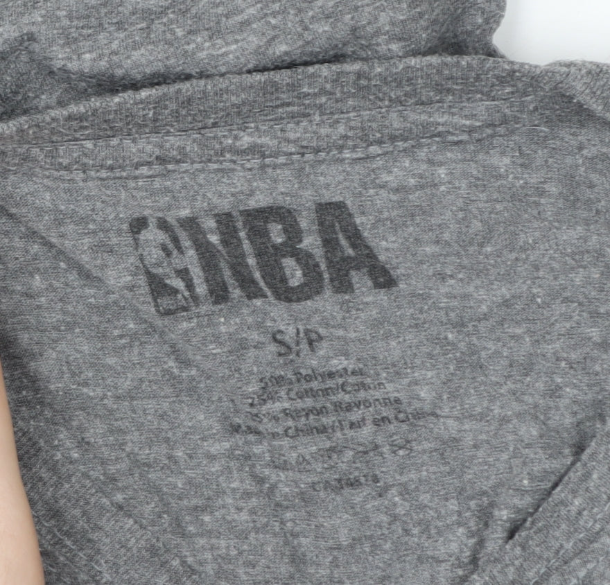 NBA Toronto Raptors Men's Grey Small Graphic T-Shirt