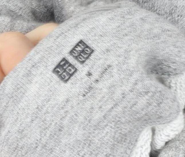 Uniqlo Men's Grey Pullover Hoodie M Soft Cotton Blend