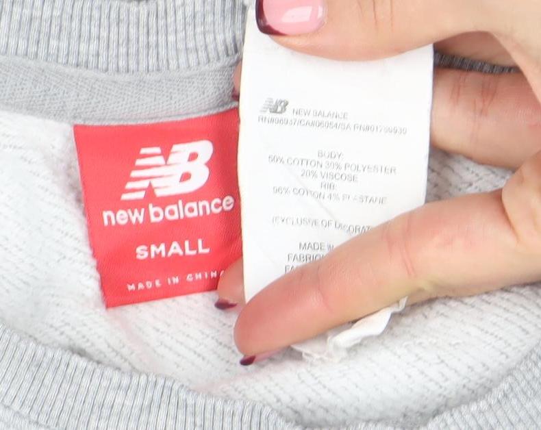 New Balance Men Grey Small Pullover Crew Neck Sweatshirt