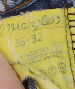 Wrangler Men's Blue Light Wash Straight Jeans 36x32 Classic Denim