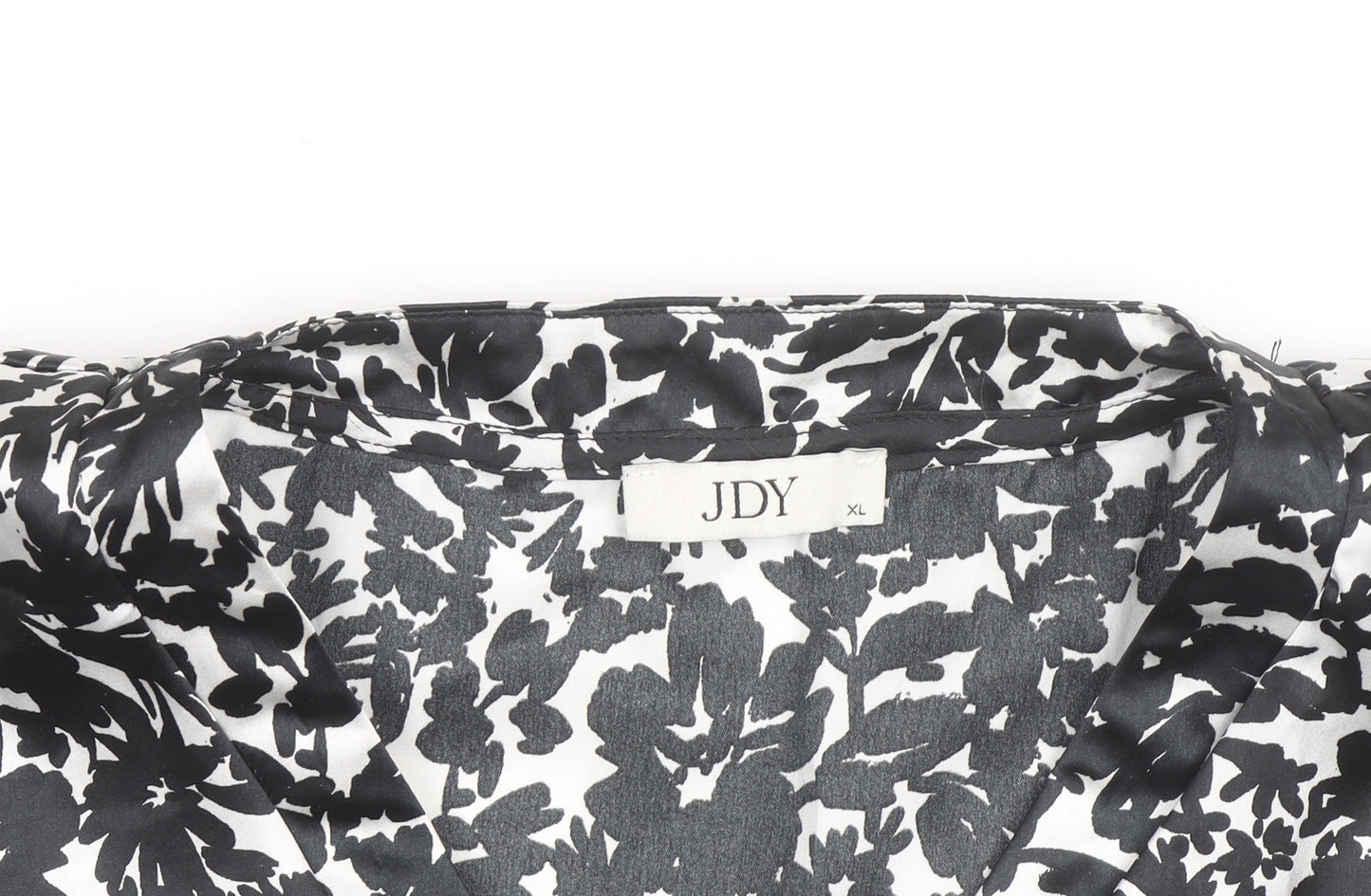 JDY Women's Black Floral V-Neck Short Sleeve Satin Blouse XL