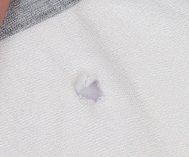 FILA Women’s White XXL Crew Neck Sweatshirt with Logo and Striped Sleeves