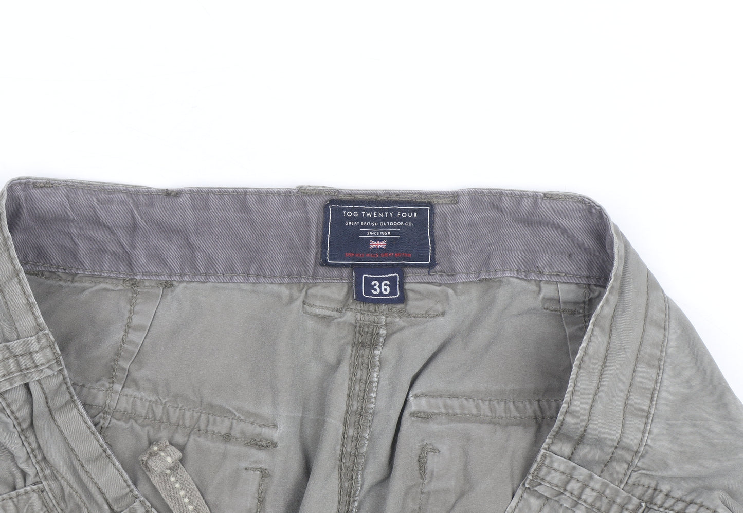 Tog Twenty Four Men's Beige Cargo Shorts Size 36 Regular Fit Outdoor