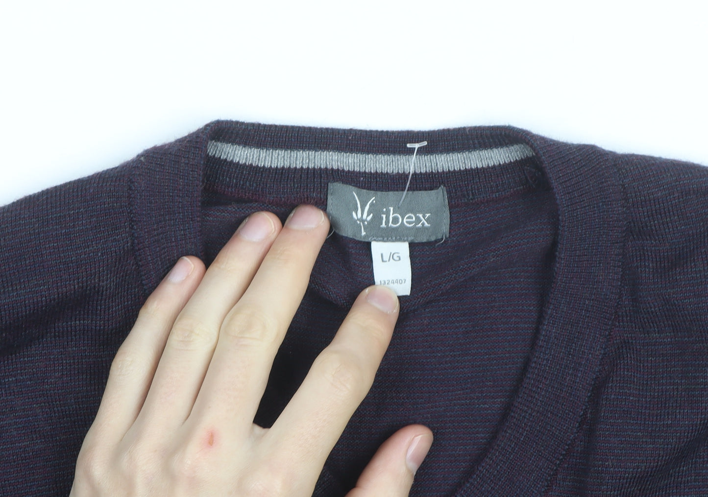 Ibex Men’s Purple Merino Wool V-Neck Jumper Size L
