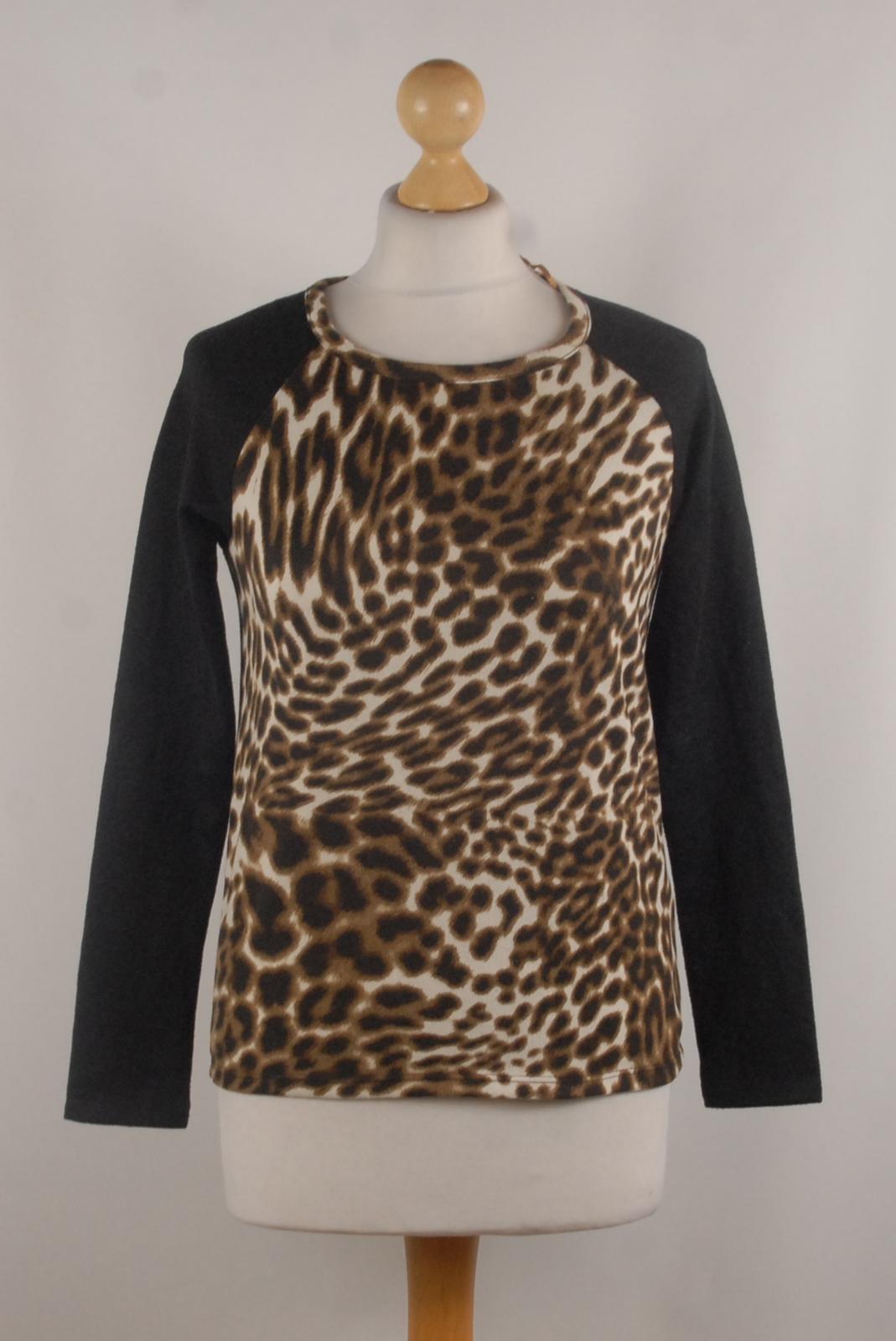 Atmosphere Brown Spotted Womens Basic Tee Size 6 (Regular)