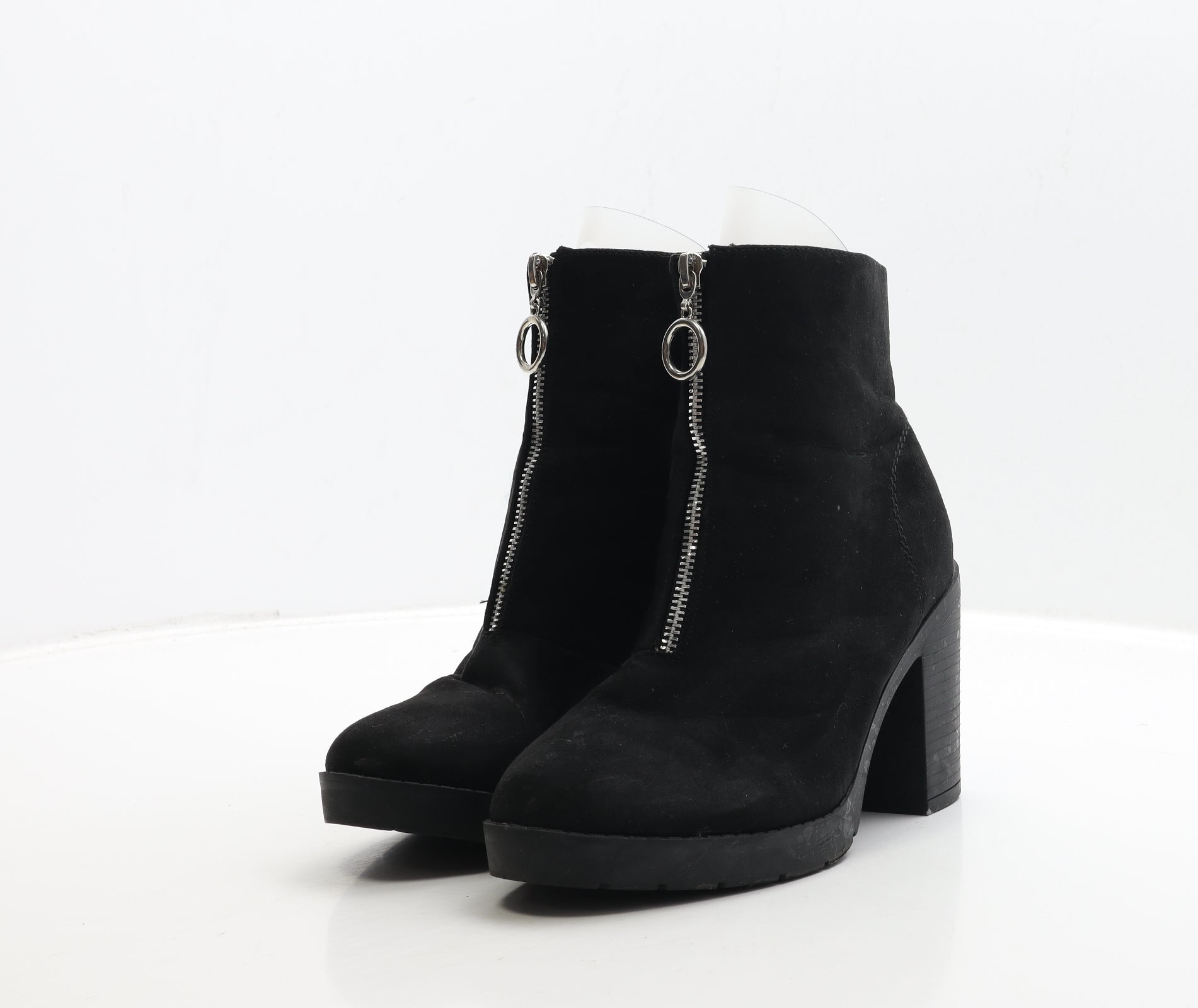 Primark Womens Black Suede Bootie Boot UK 39 – Preworn