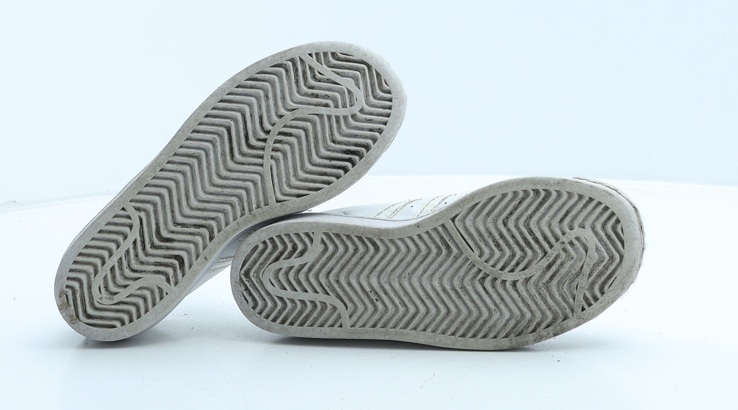 adidas Girls White Leather Trainer UK 12.5 31 - Superstar