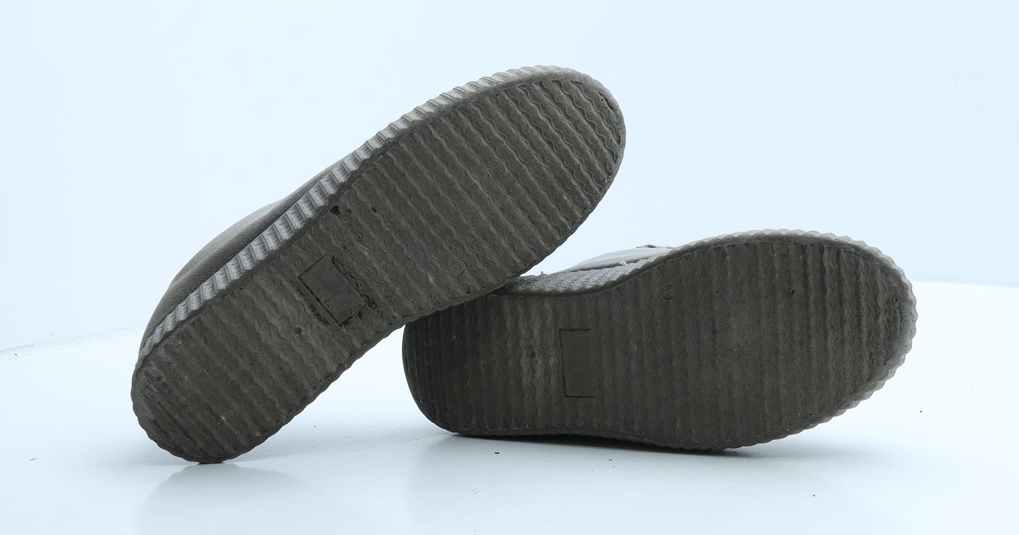 Kelsi Womens Grey Synthetic Trainer Casual UK 7