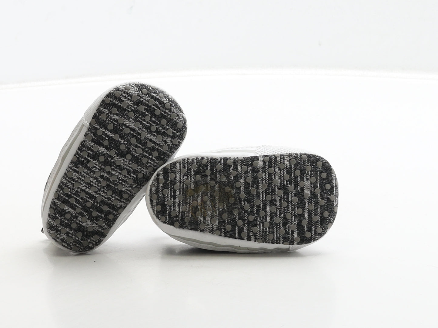 Primark Boys Black Polyester Sneaker Trainer UK 0-6 Months