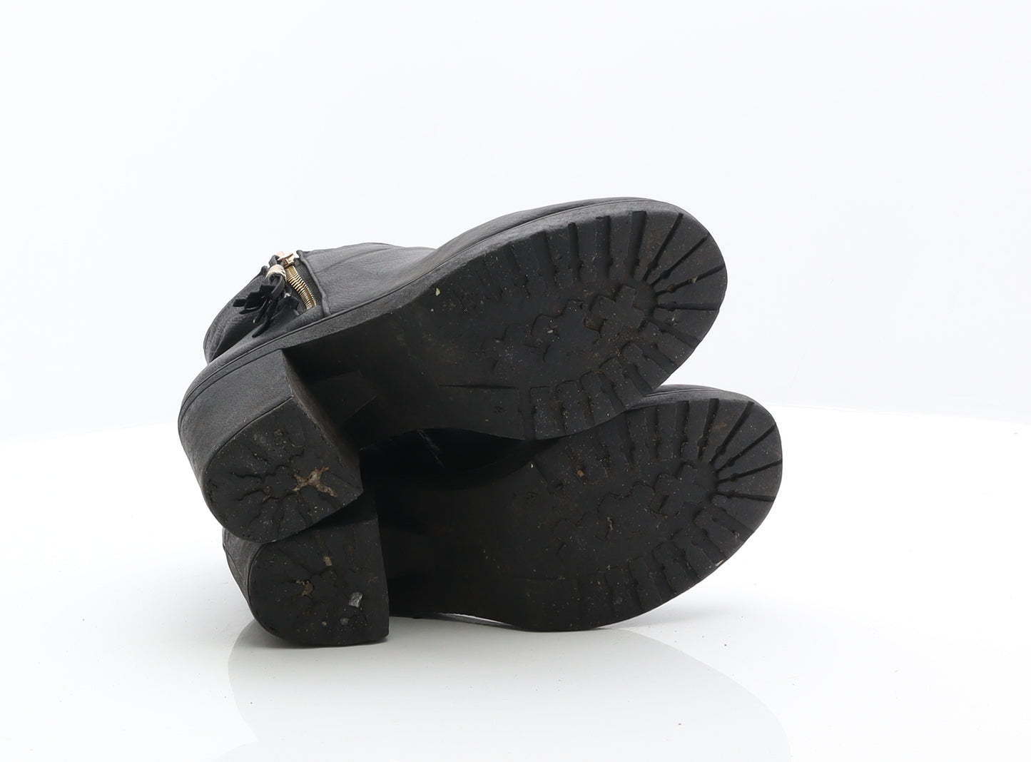 Preworn Womens Black Leather Chelsea Boot UK 4