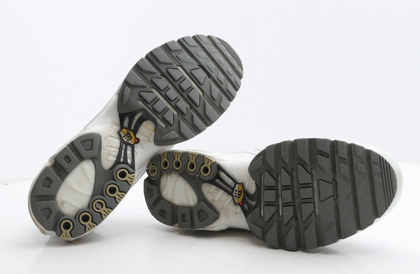 Nike Mens White Geometric Fabric Trainer UK 11 46 - Nike Tn Air