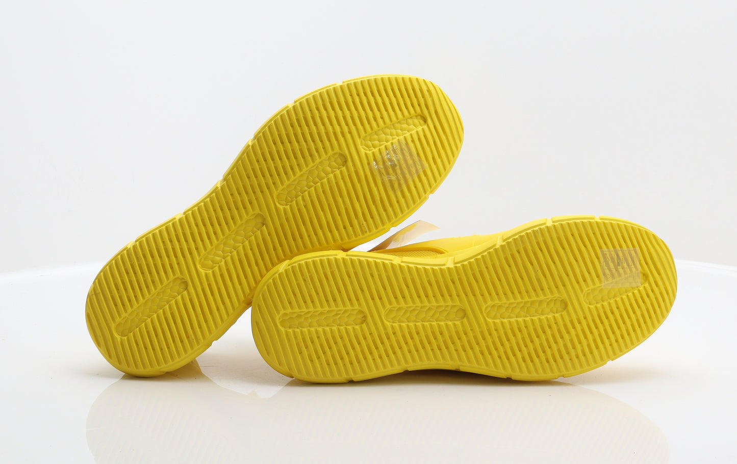 MIG Mud Ice Gravel Mens Yellow Synthetic Trainer UK 7 41