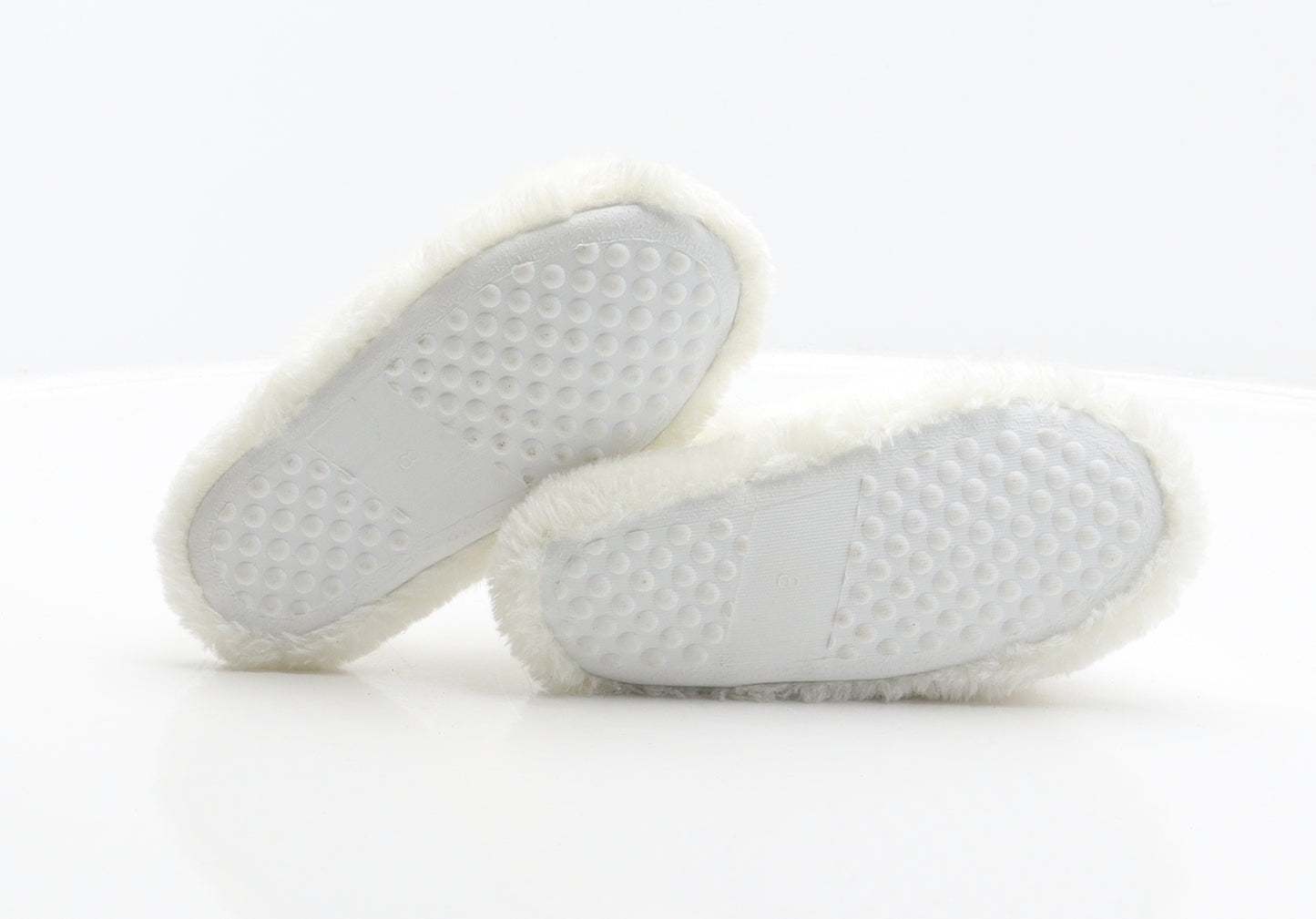Preworn Girls White Polyester Slip On Slipper UK 8