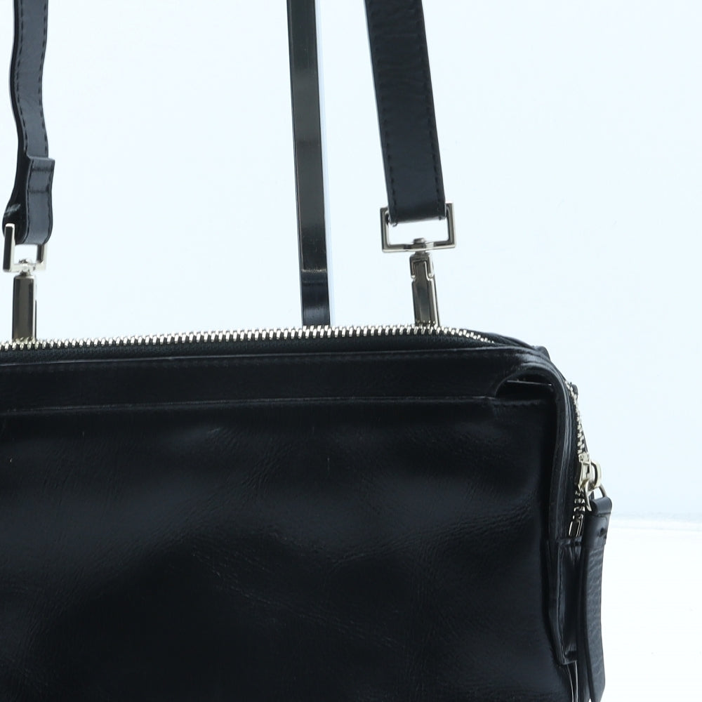 Preworn Womens Black Polyurethane Crossbody Size Small