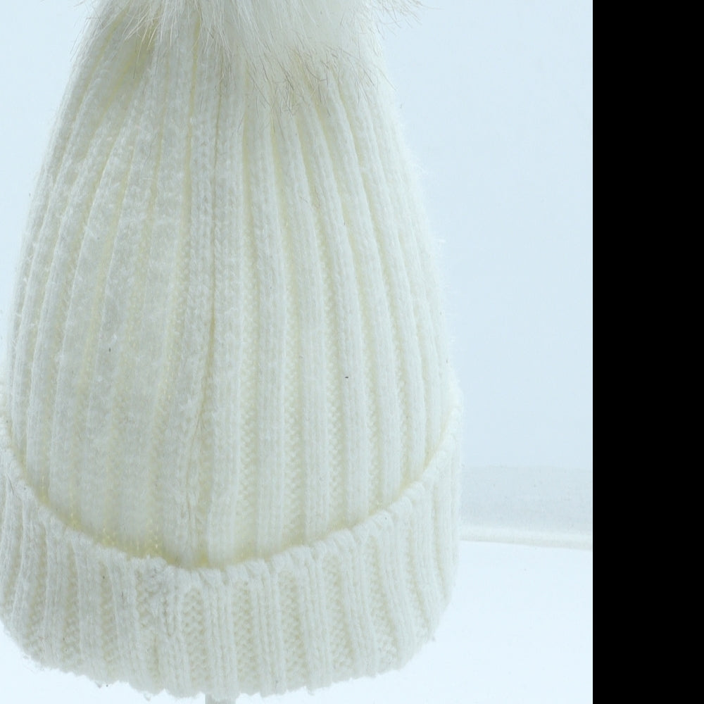 Preworn Girls White Acrylic Bobble Hat One Size