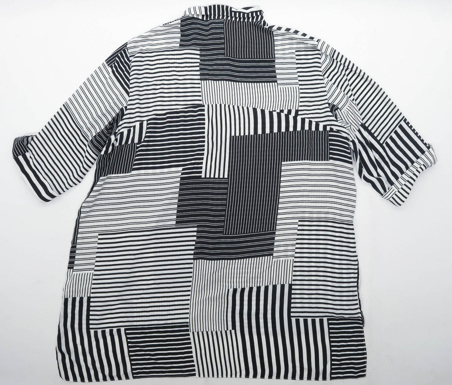 Label Be Womens Size 26 Striped Black Top (Regular)