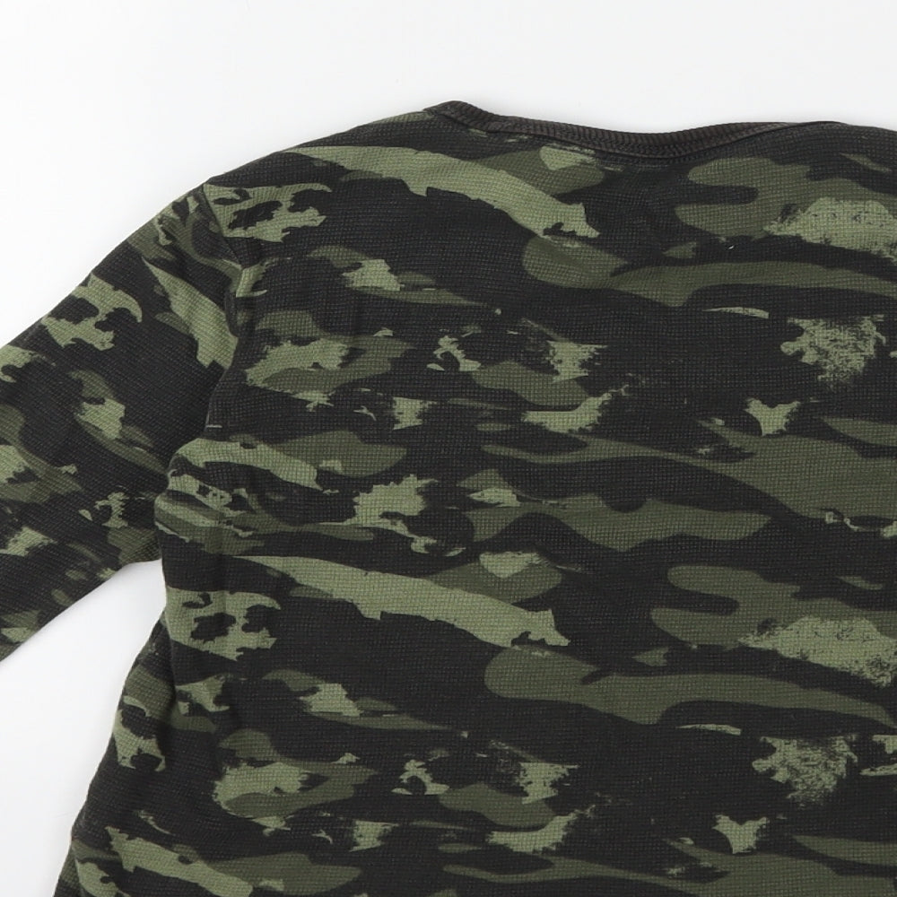Marks and Spencer Boys Green Camouflage Basic T-Shirt Size 5-6 Years