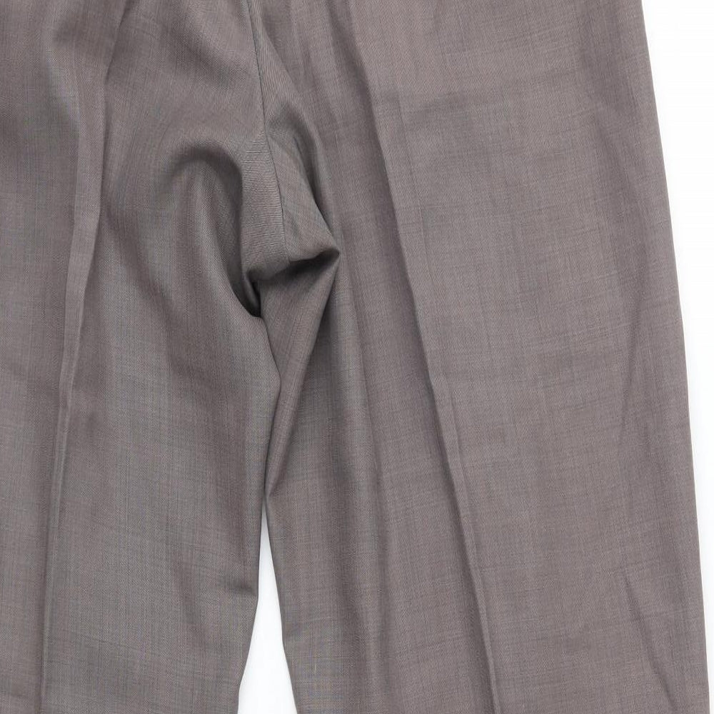 Preworn Womens Grey Trousers Size 32 in L28 in