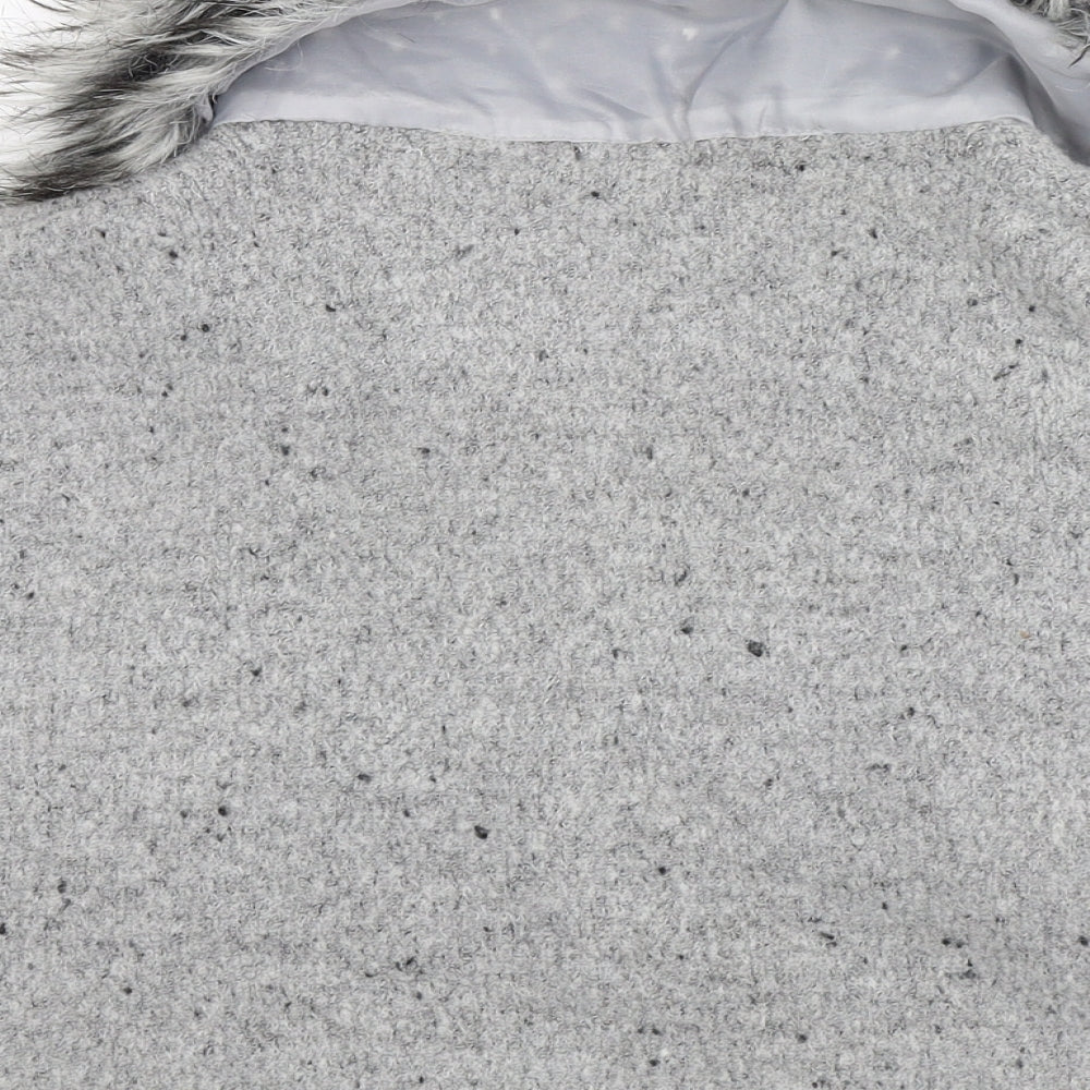 Primark Girls Grey Knit Vest Jumper Size 6-7 Years