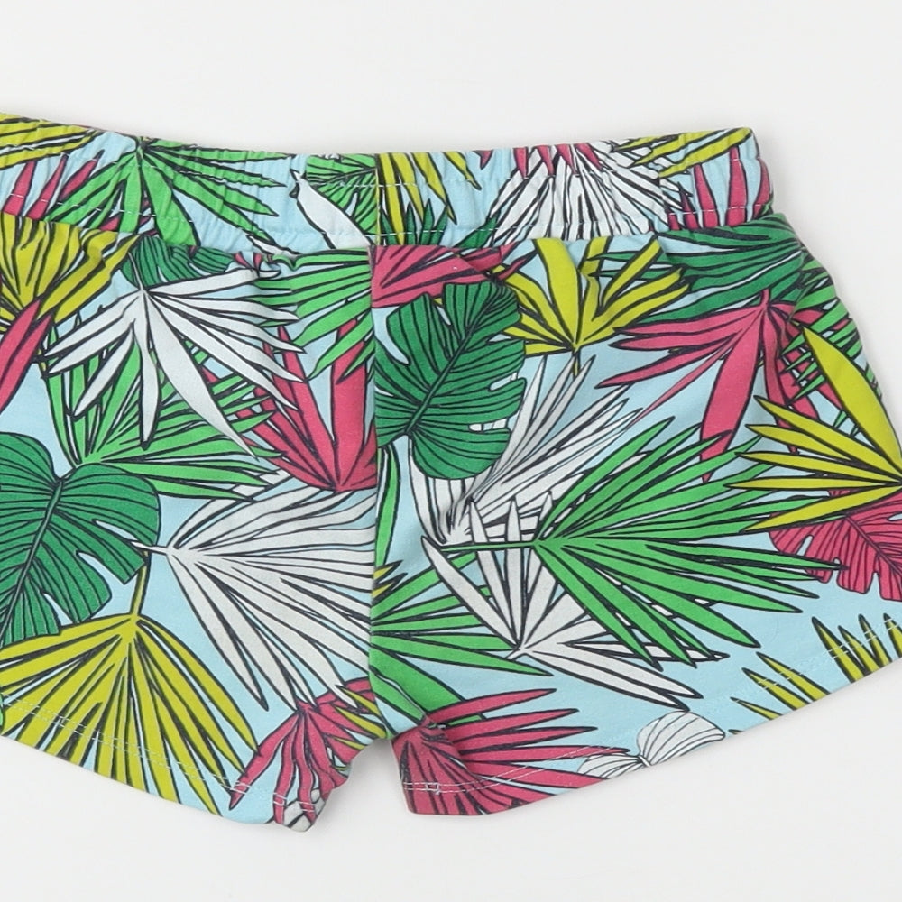 I love girls wear Girls Green Floral Sweat Shorts Size 7 Years