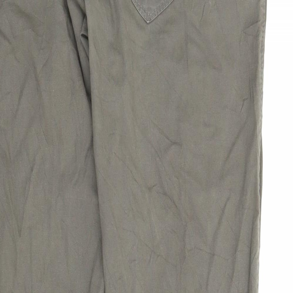 Preworn Womens Green Pedal Pusher Trousers Size M L25 in