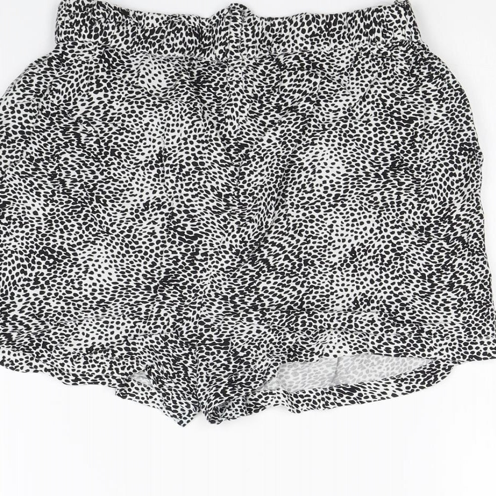 Primark Womens White Spotted Bermuda Shorts Size 8