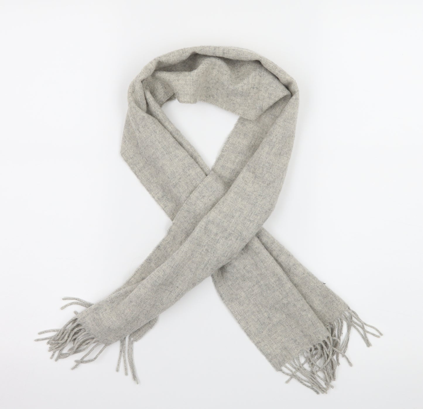 Preworn Womens Grey Knit Scarf