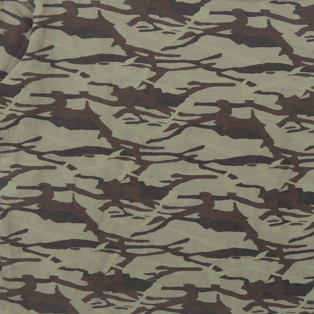 Eagles Boys Green Camouflage Basic T-Shirt Size 10-11 Years