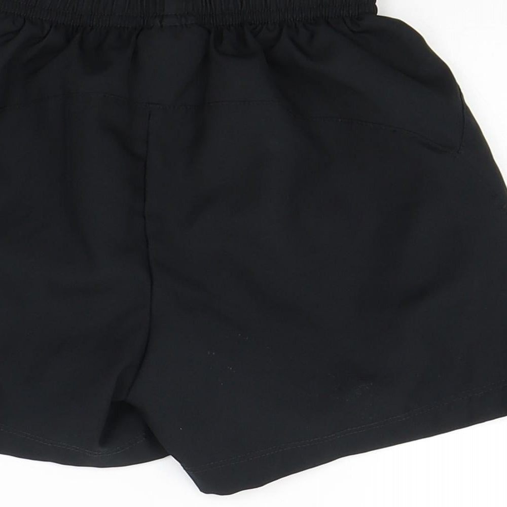 Umbro Boys Black Bermuda Shorts Size 4-5 Years - Man City FC