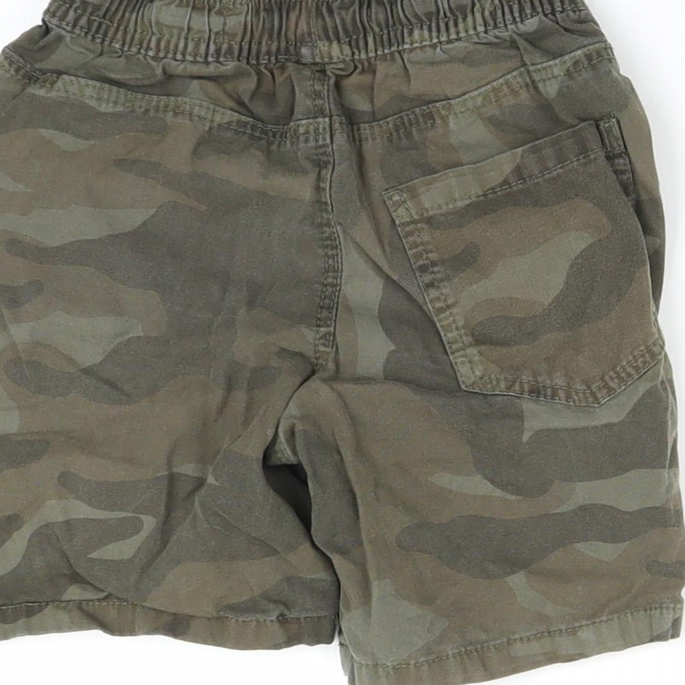 Primark Boys Green Camouflage Bermuda Shorts Size 2-3 Years