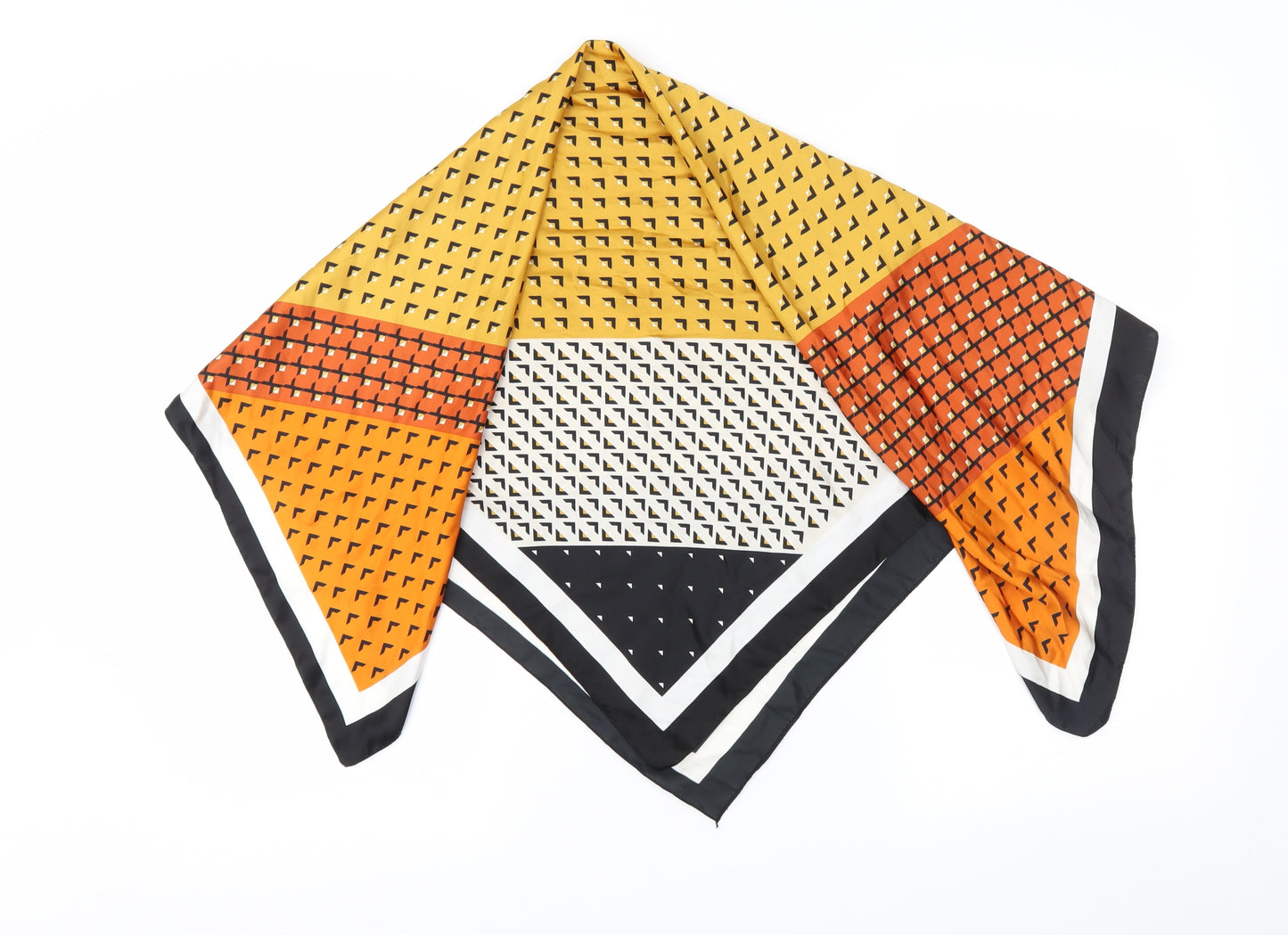 Preworn Womens Orange Geometric Scarf