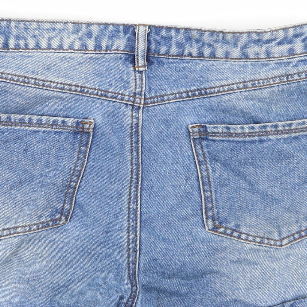 M Womens Blue Denim Mom Shorts Size 8 - Distressed